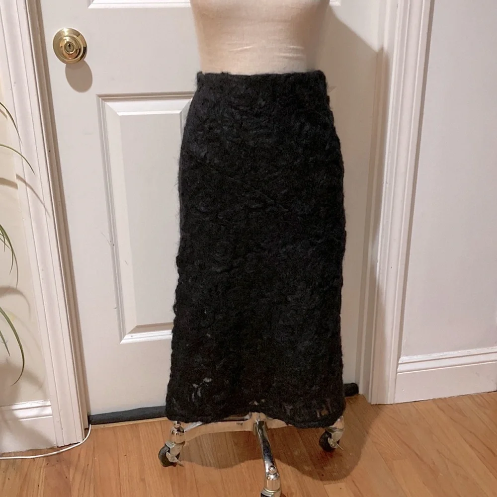 MaxMara Black Wrap MIDI Skirt - Picture 3 of 5